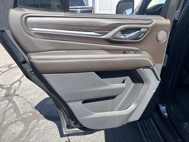 Used 2021 Hunter Green GMC Denali image 24