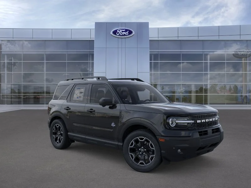 New 2026 Shadow Black Ford Outer Banks® image 7