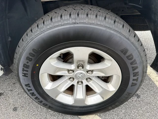 Used 2020 Black Ram Laramie image 19