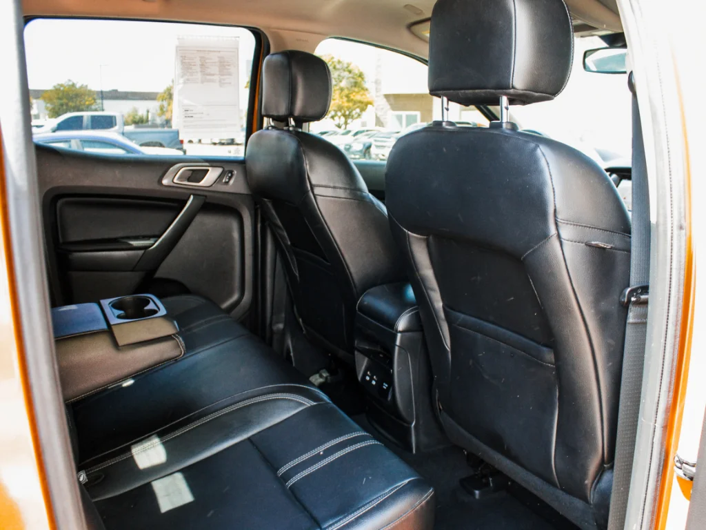 Used 2019 Orange Ford LARIAT image 27