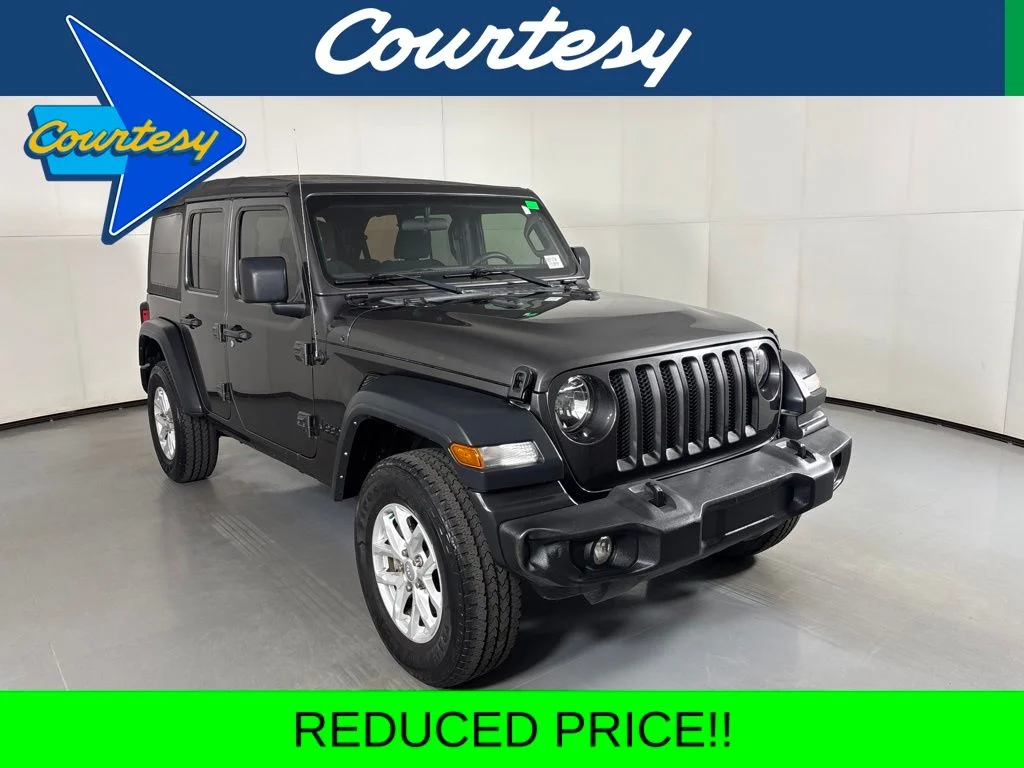 Used 2023 Gray Jeep Sport S image 1
