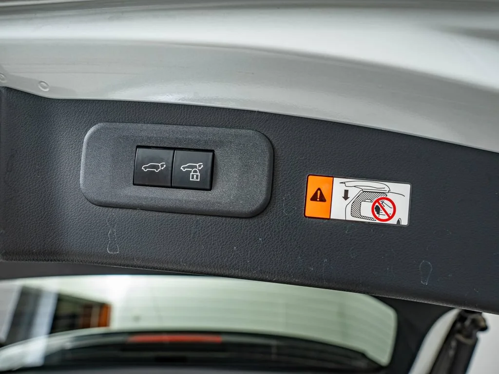 Used 2024 White Pearl Lexus 350 image 39