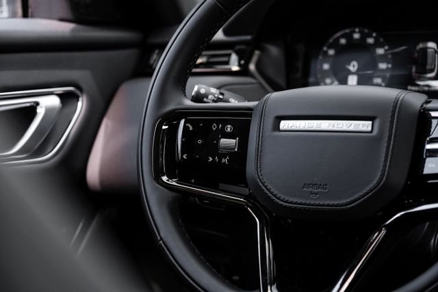New 2026 Fuji White Land Rover S image 19