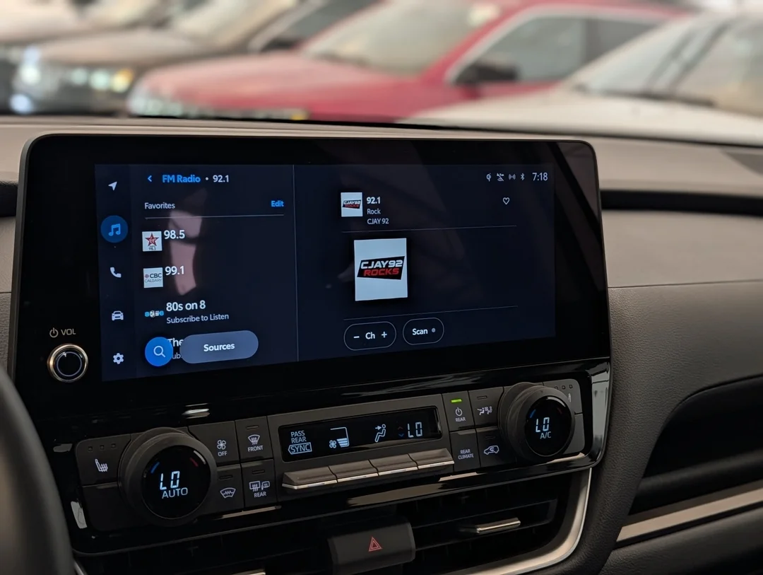 Certified Used 2026 Grey Toyota XLE - Leather - 12.3 Touchscreen - Safety Sense 3.0 - Lane Departure & More image 21