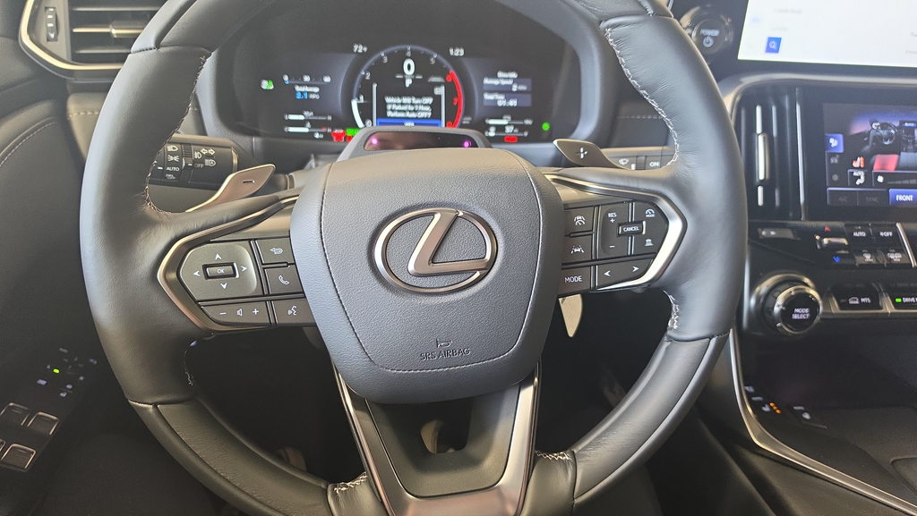 New 2026 Atomic Silver Lexus LX 700h LUXURY image 22