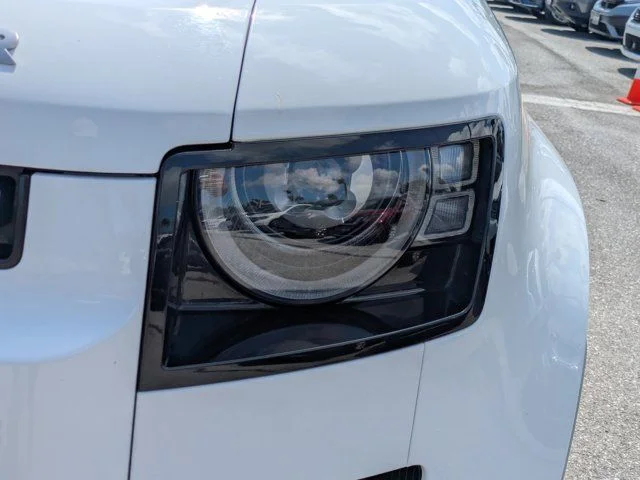 Used 2023 Fuji White Land Rover First Edition image 10