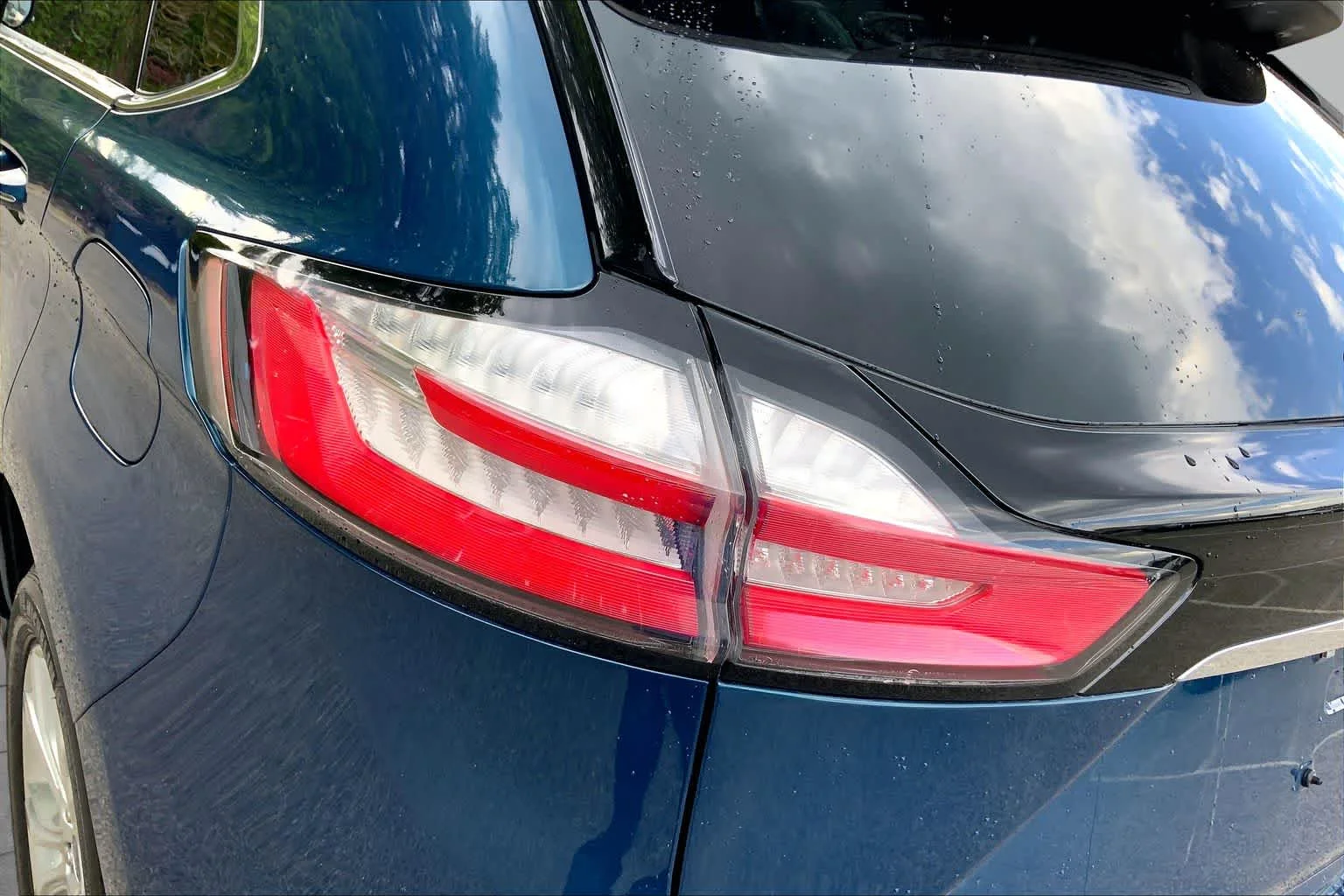 Used 2020 Dark Persian Green Ford Titanium image 28