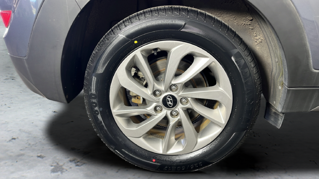 Used 2016 Grey Hyundai SE image 45