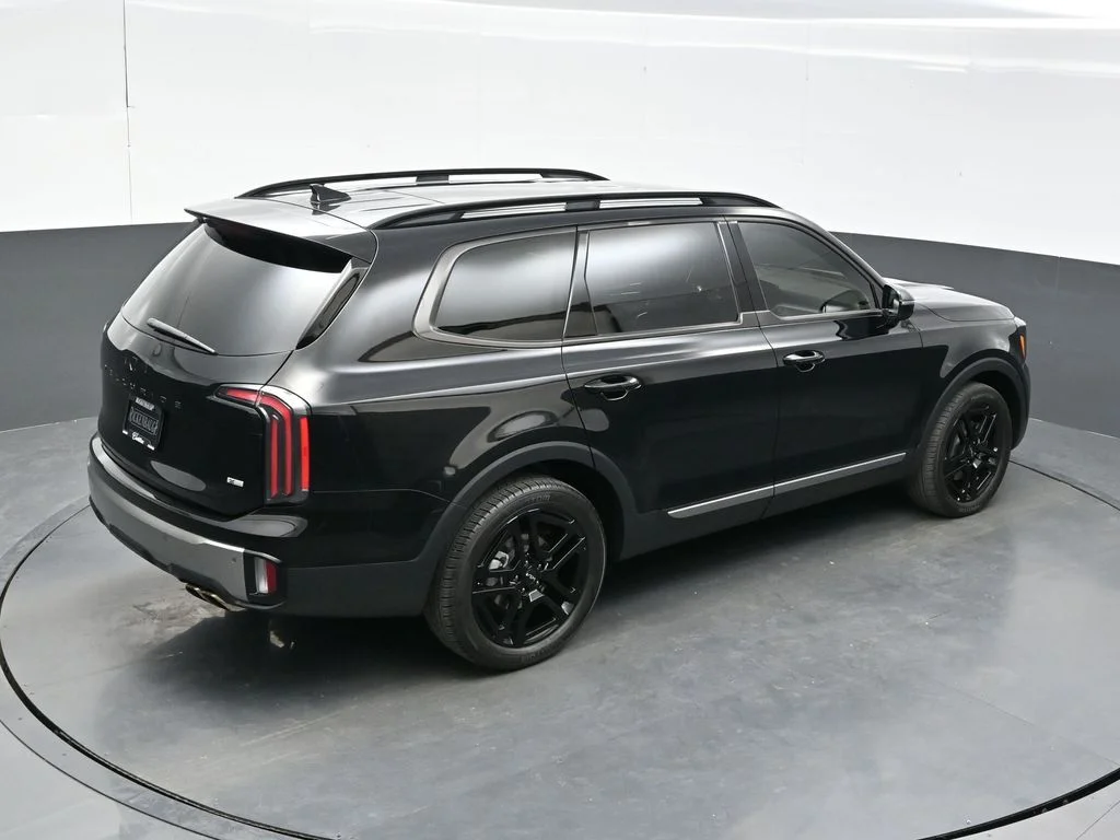 Used 2023 Black Kia SX-Prestige X-Line image 38