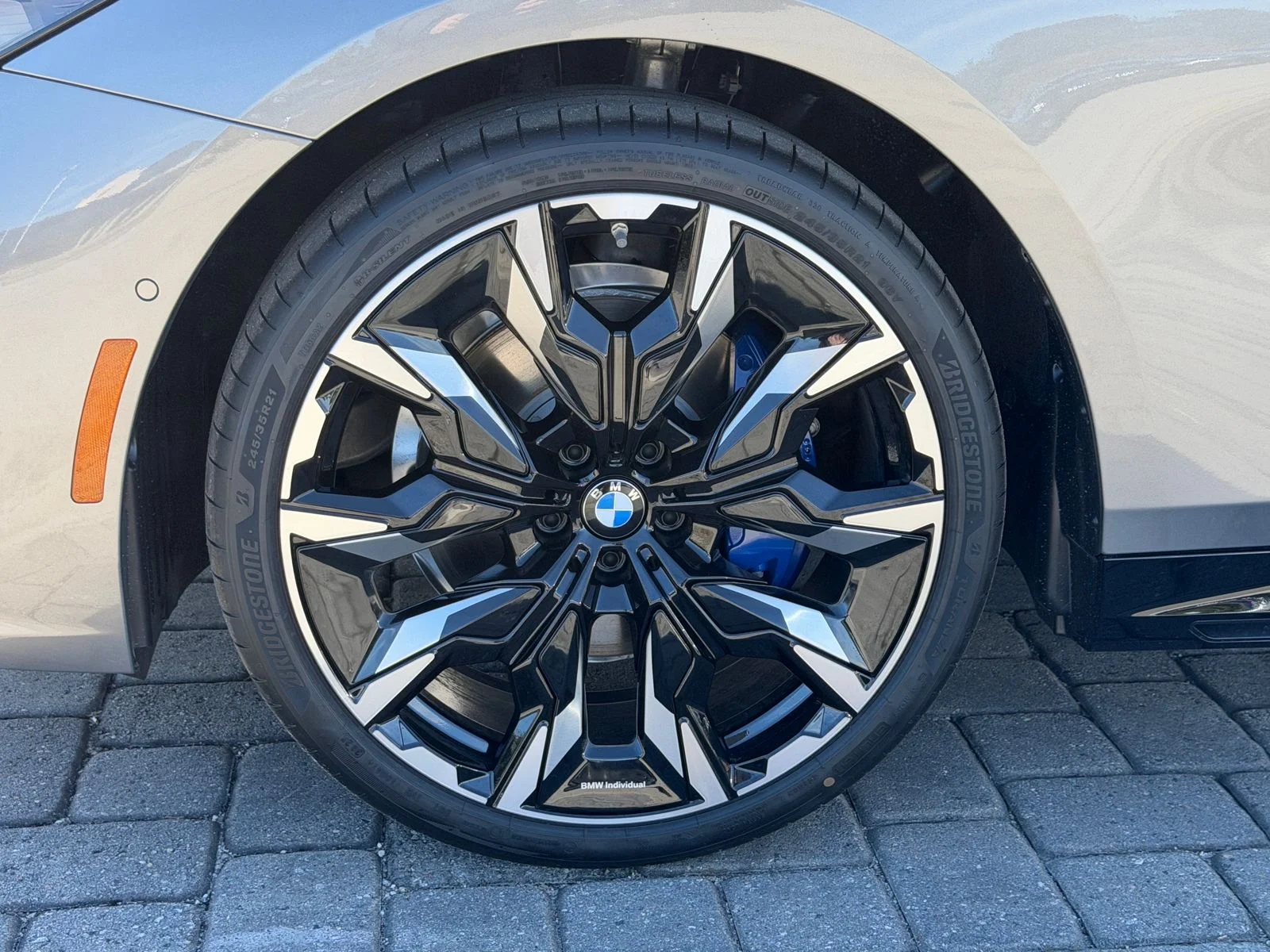 2026 BMW 5 Series 530i - Photo 13