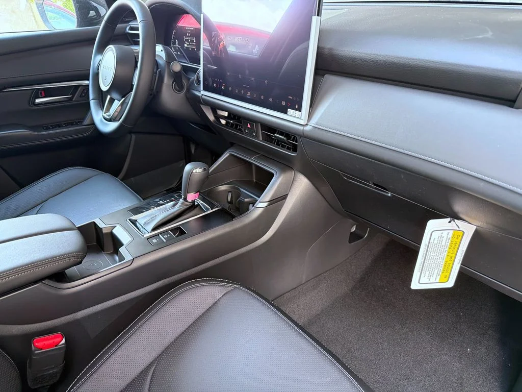 New 2026 Rhodium White Metallic Mazda 2.5 S Select AWD image 9