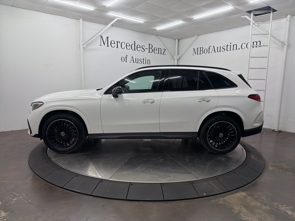 Used 2026 White Mercedes-Benz GLC 300 image 4