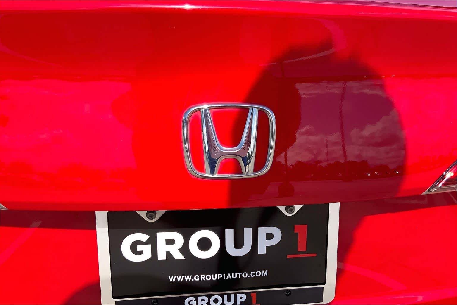 Used 2022 Rallye Red Honda LX image 10