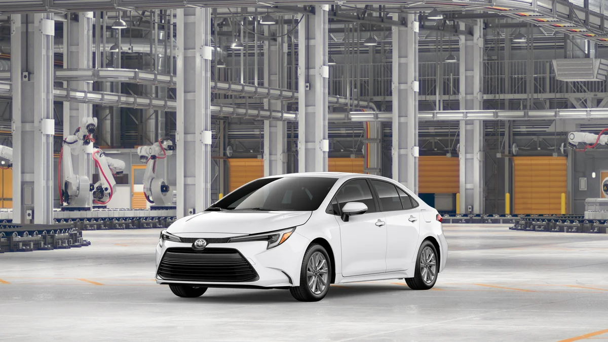 2026 Toyota Corolla XLE Hybrid CVT's photo