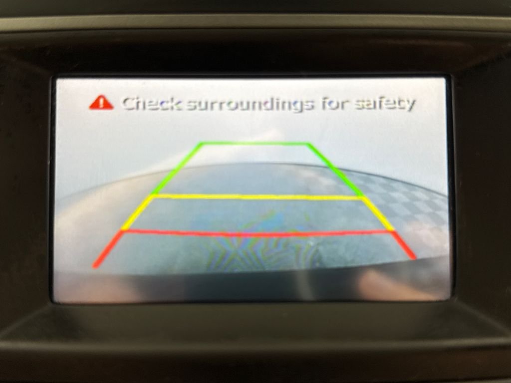 Used 2014 Gray Hyundai SE image 16