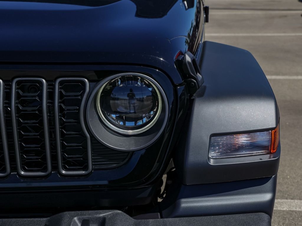 New 2026 Black Clear-Coat Exterior Paint Jeep Sport S image 9