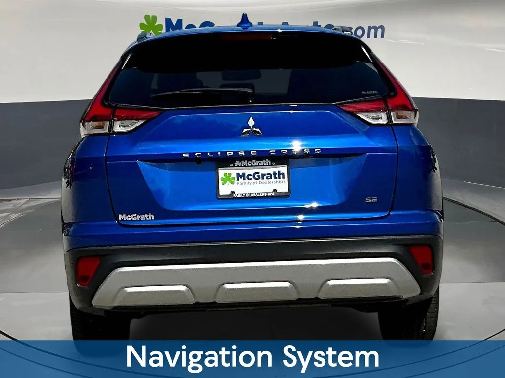 Used 2024 Blue Mitsubishi SE image 7