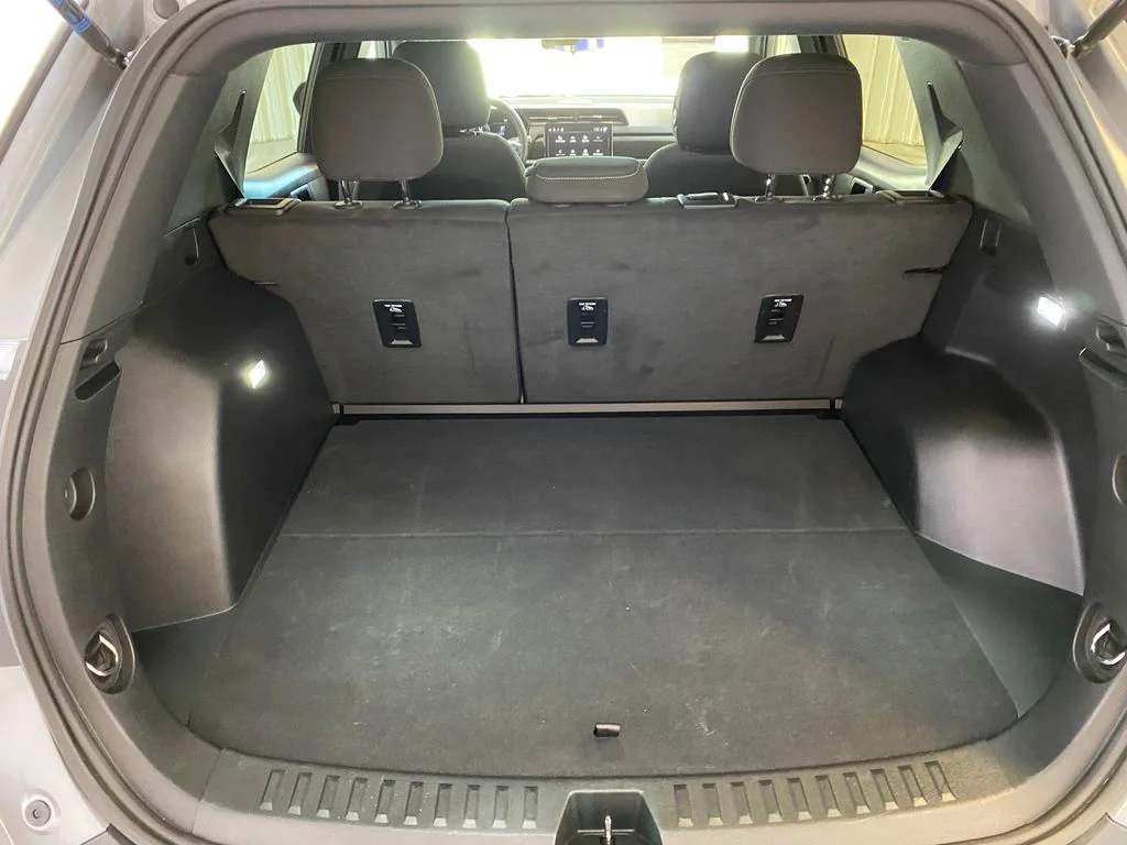 Used 2026 Silver GMC Elevation image 30
