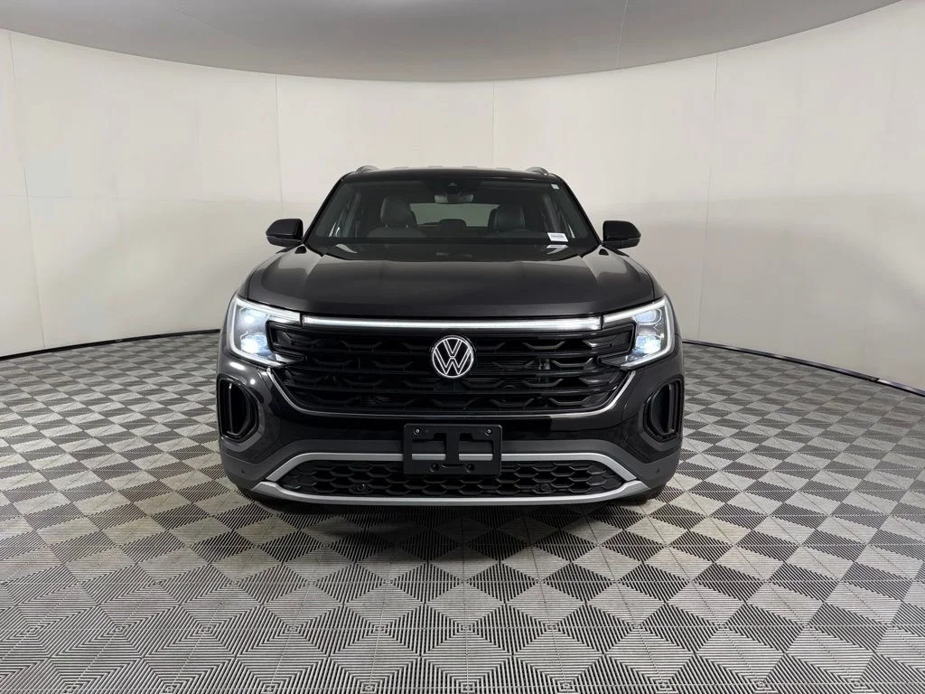 2025 Volkswagen Atlas Cross Sport SE w/Tech - Photo 9