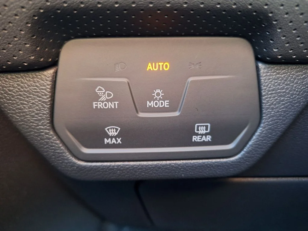 New 2026 Gray Volkswagen 2.0T SE w/Technology image 12