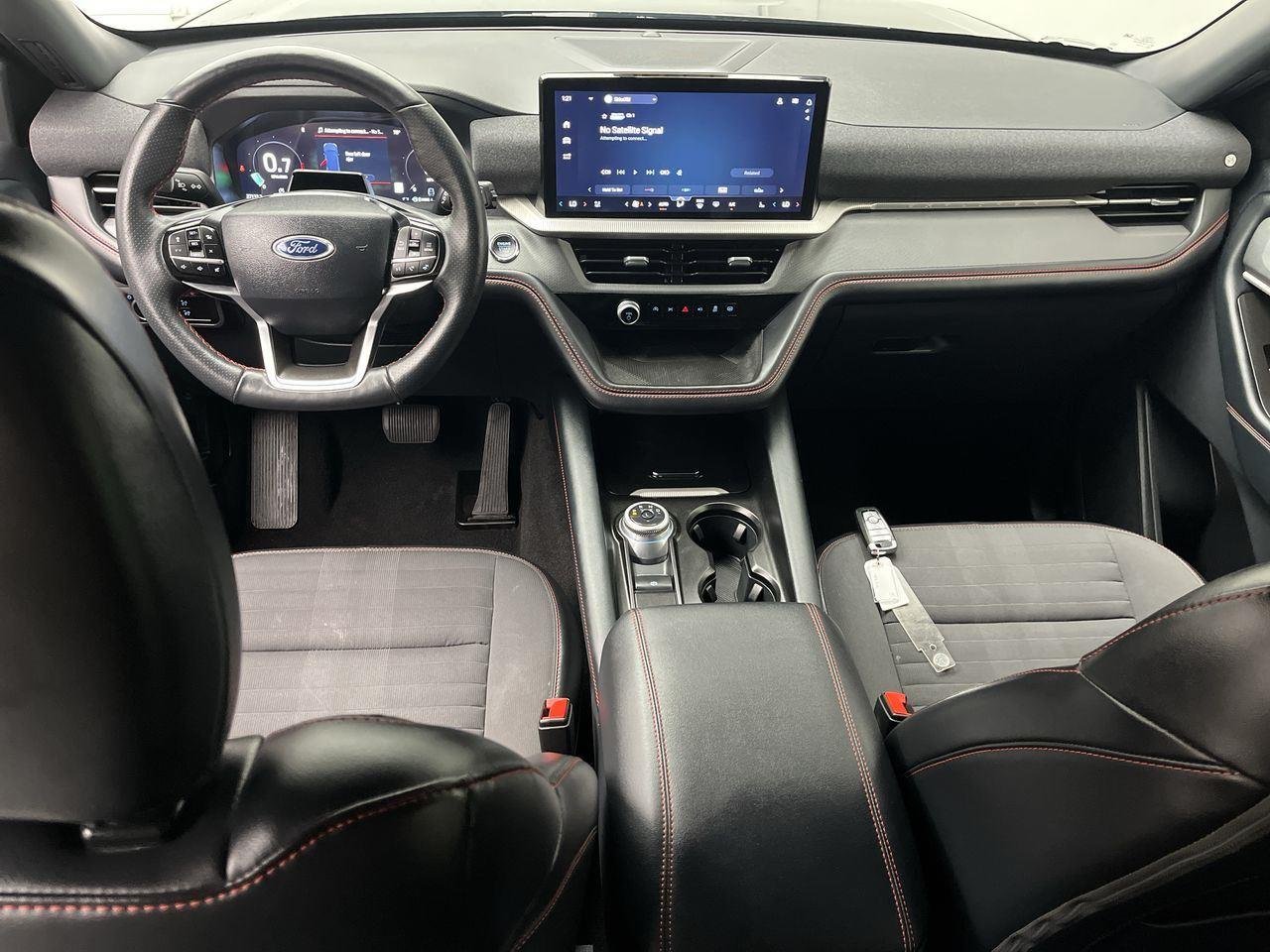 Used 2025 Carbonized Gray Ford ST-Line image 4