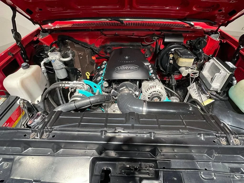 Used 1985  Chevrolet NA image 17