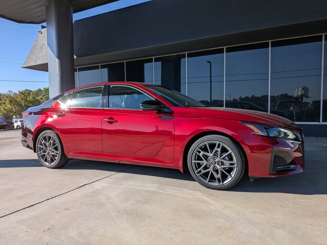 2023 Nissan Altima 2.0 SR