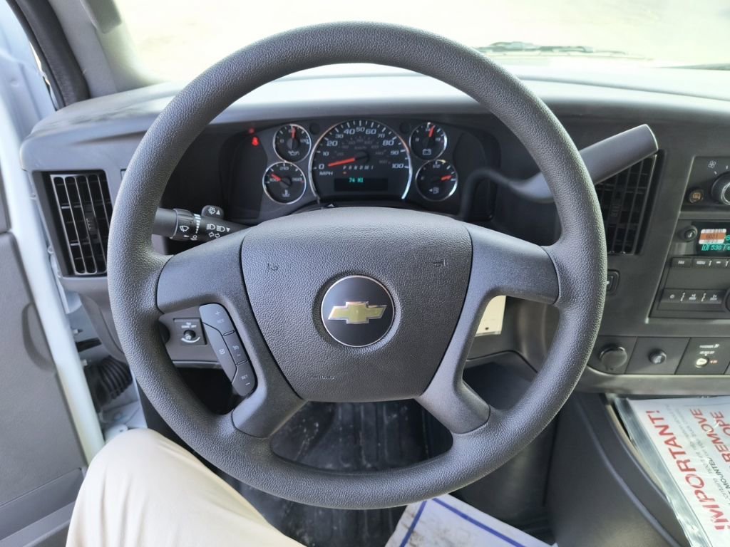 2025 Chevrolet Express Cargo Work Van - Photo 24