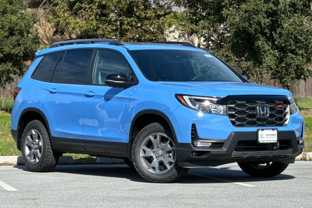 New 2025  Honda TrailSport image 2