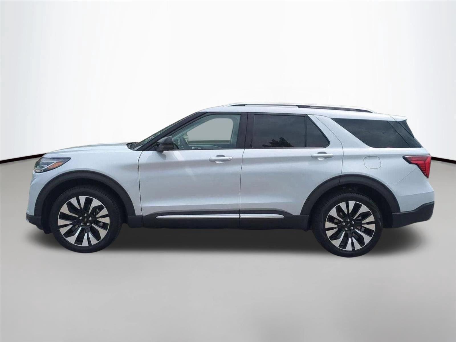 New 2026 Space White Metallic Ford Platinum™ image 2