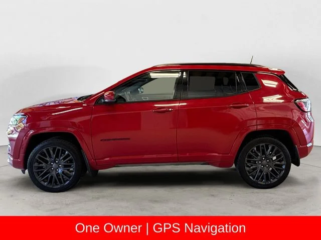 Used 2022 Red Jeep Limited image 2