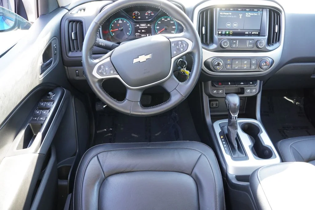 Used 2022 Blue Chevrolet LT image 20
