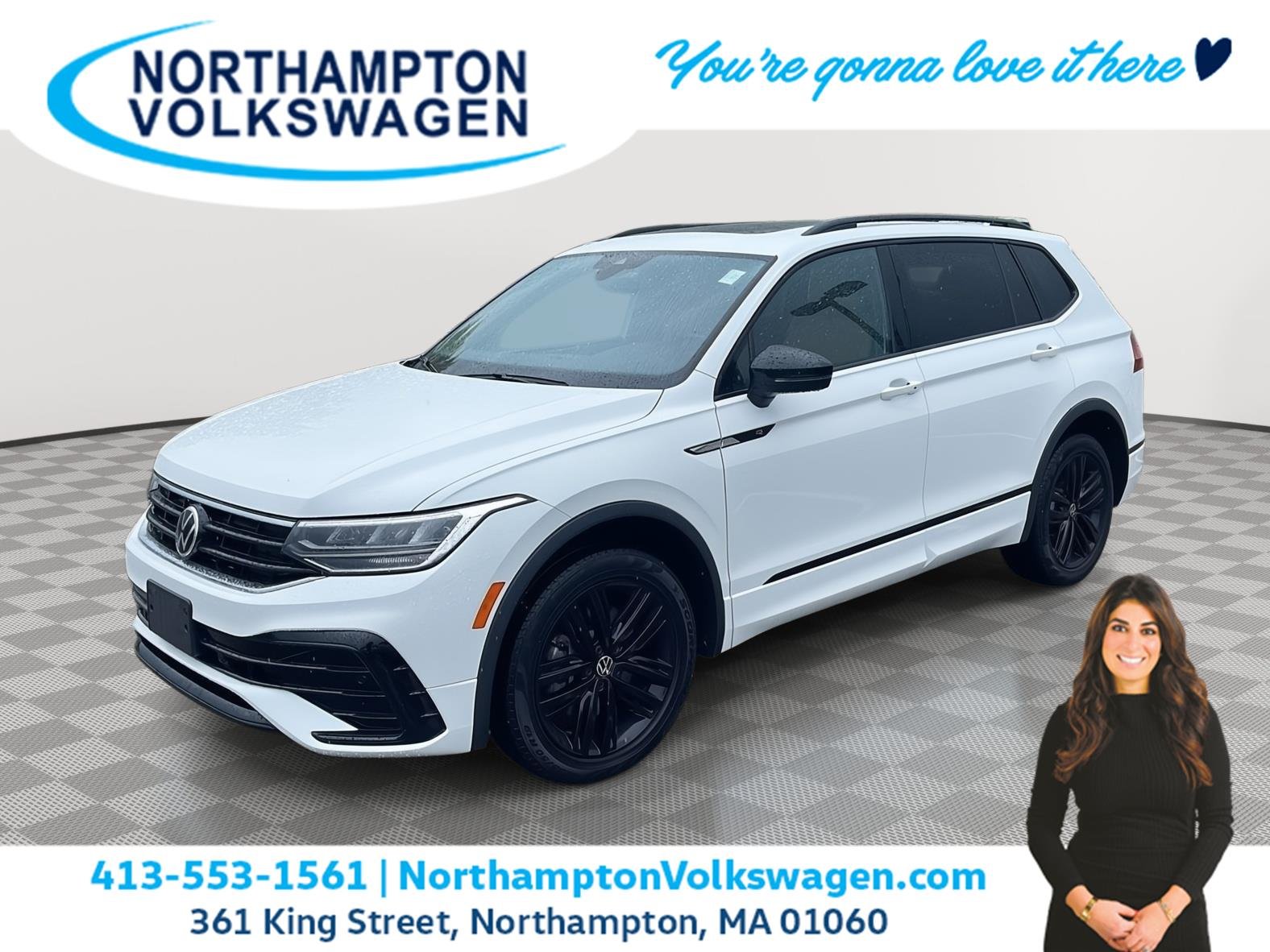 Used 2022 Oryx White Pearl Volkswagen SE R-Line Black image 1