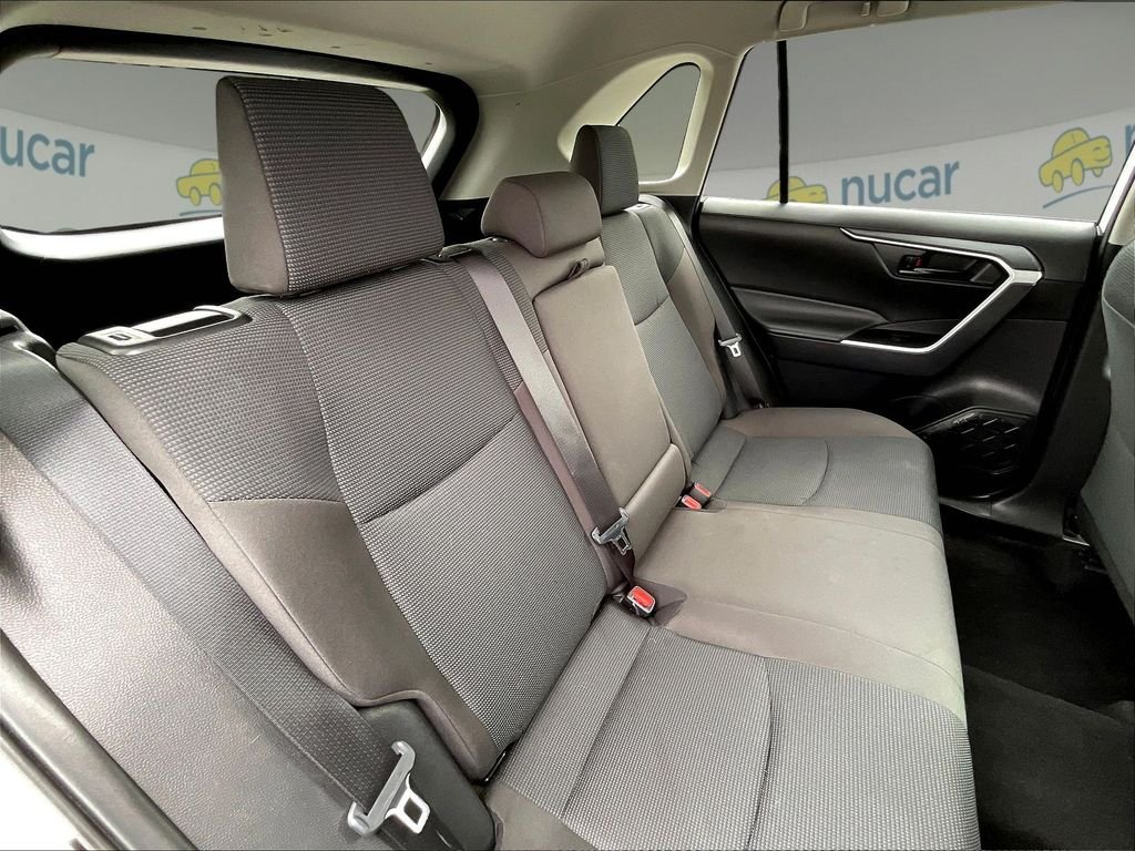 Used 2025 Ice Toyota LE image 15