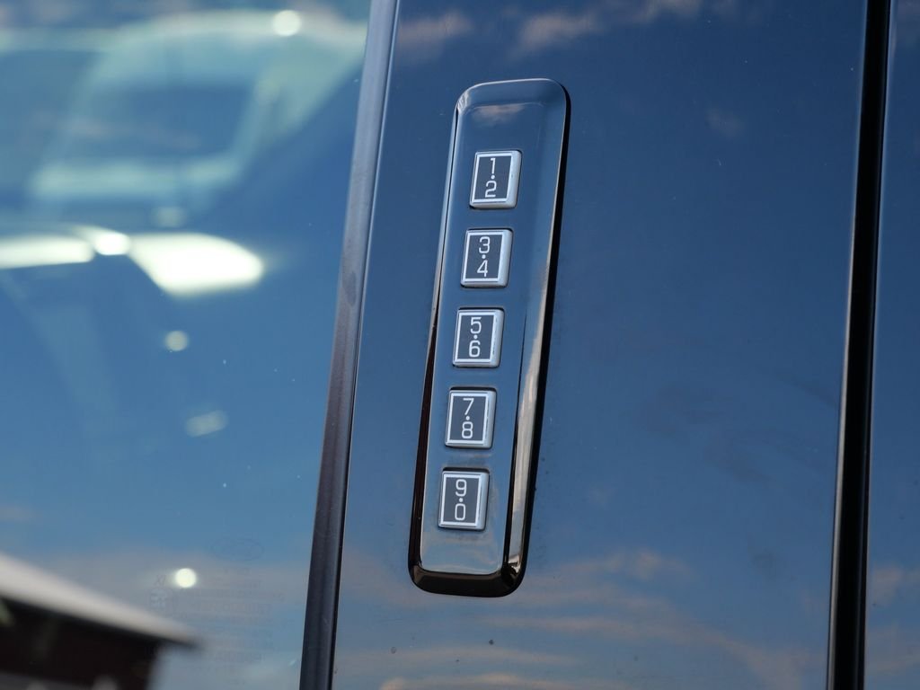 Certified Used 2019  Ford XLT image 21
