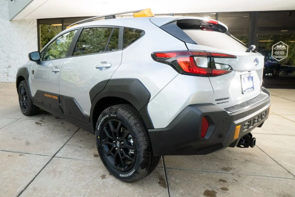 New 2026 ICE SILVER METALLIC Subaru Wilderness image 5