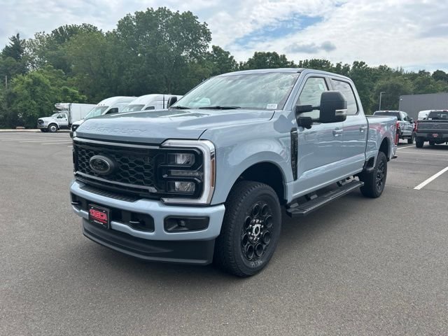 New 2026 Glacier Gray Metallic Tri-Coat Ford F-350® Lariat® image 3