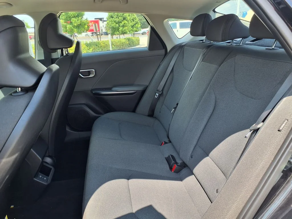 Used 2025 Black Kia LXS image 18