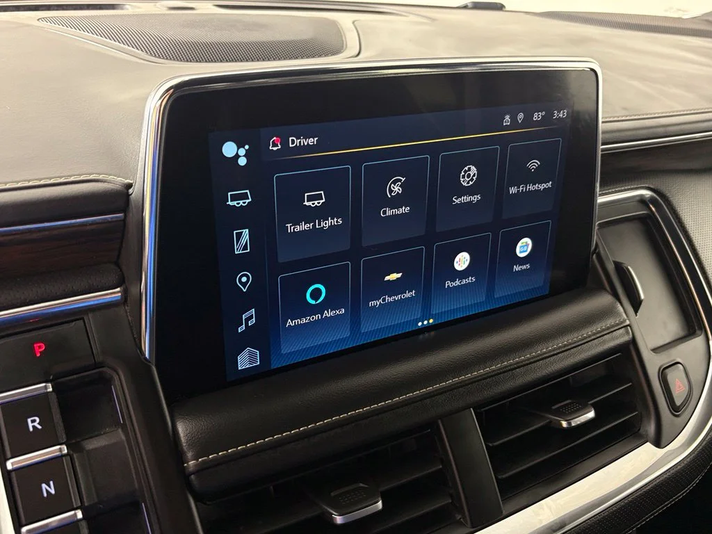 Used 2023 Green Chevrolet Premier image 27