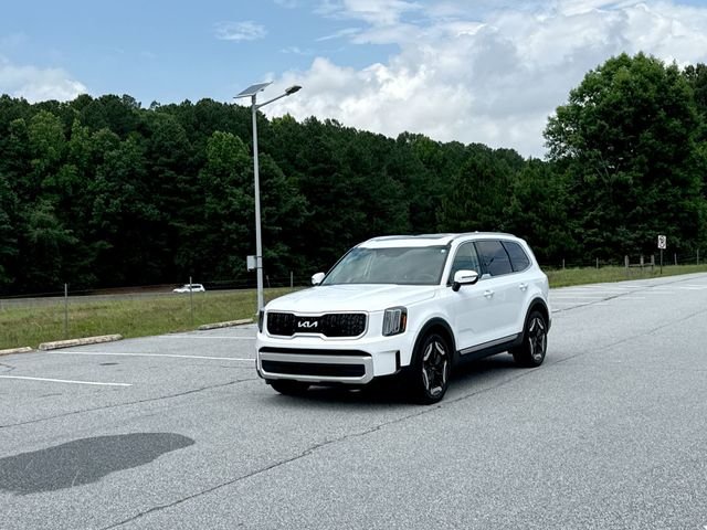 Certified Used 2025 White Kia EX image 9