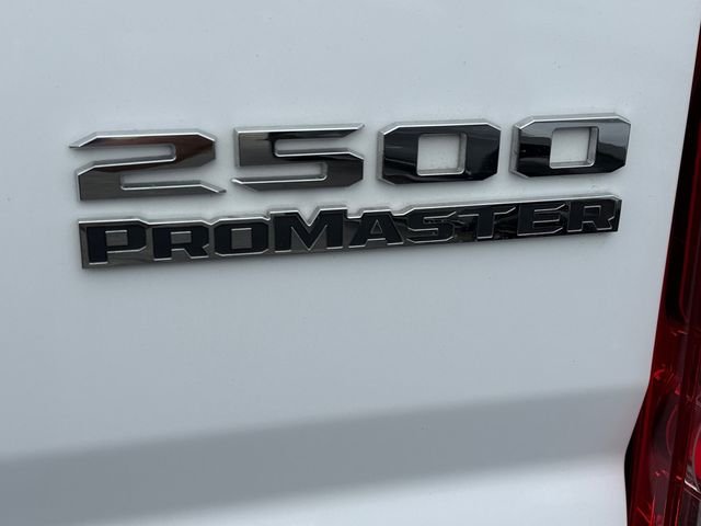 Used 2025 White Ram Base image 10