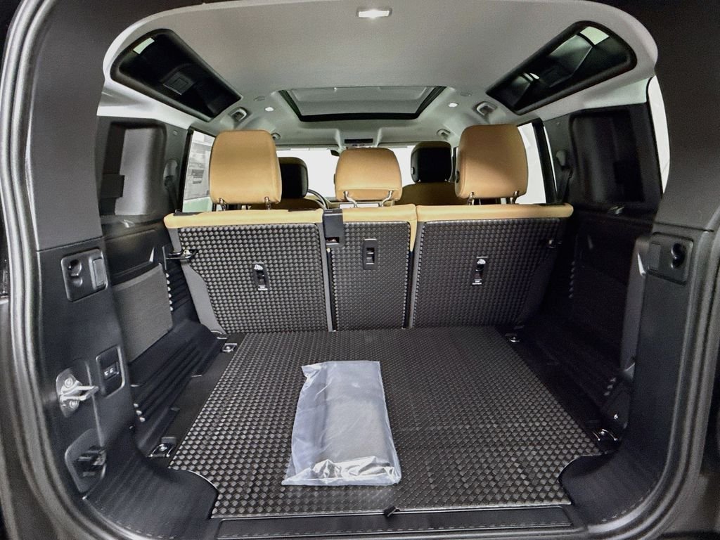 New 2026 Fuji White LAND ROVER S image 28