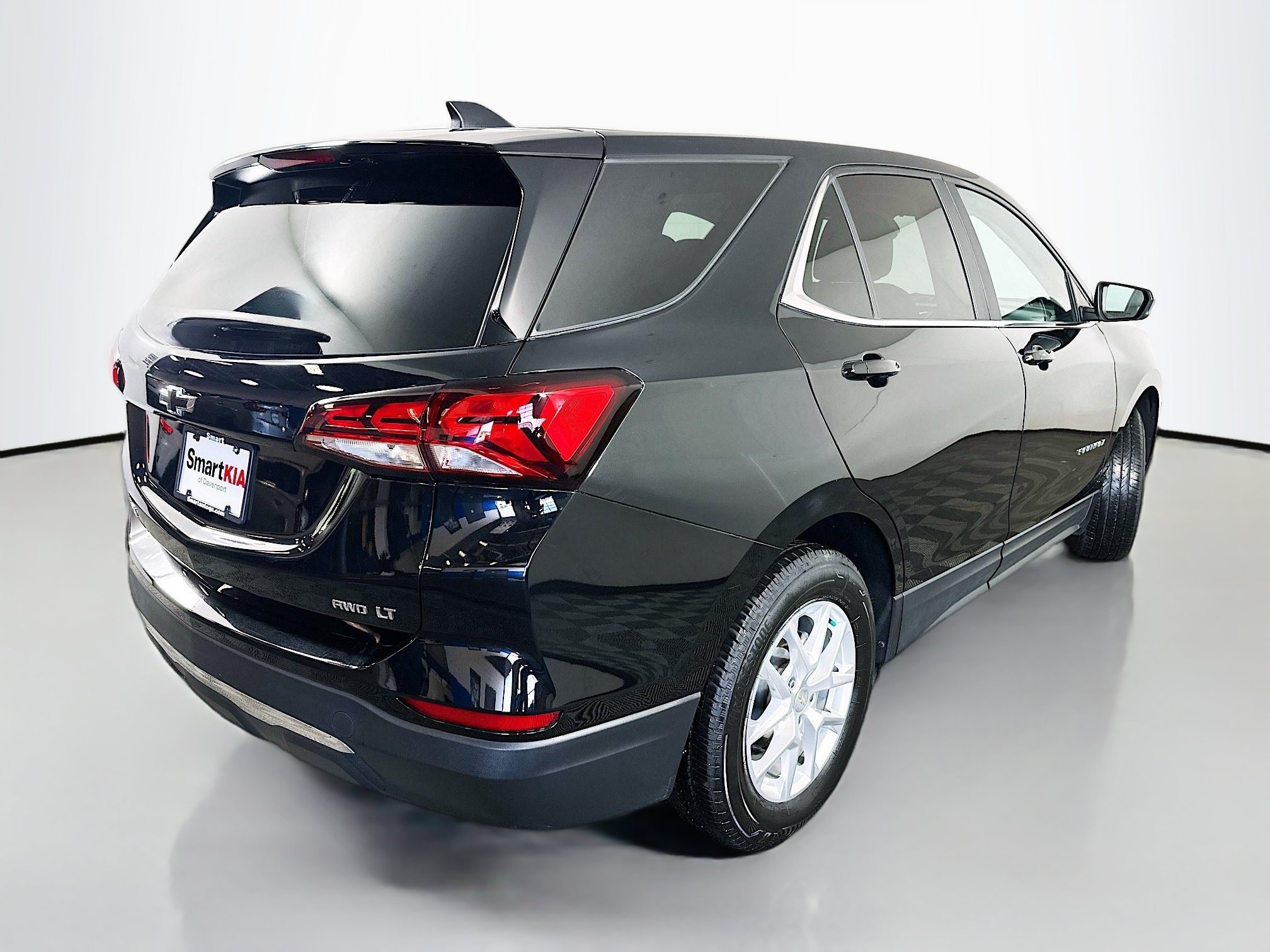 Used 2023 Mosaic Black Metallic Chevrolet LT image 8