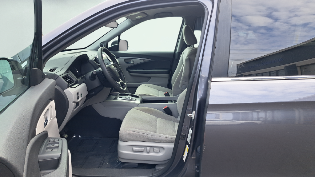 Used 2021 Gray Honda EX image 10