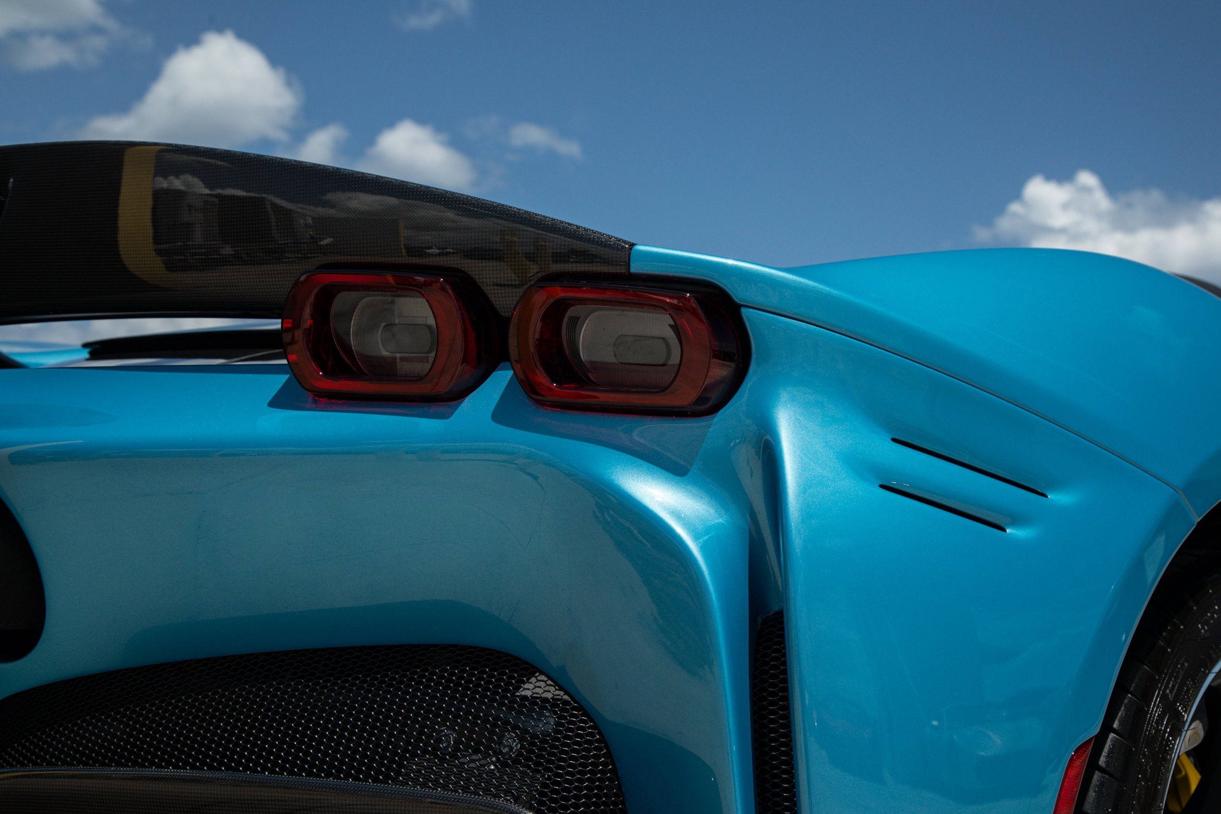 Certified Used 2024 Blu Brezze Ferrari  image 15