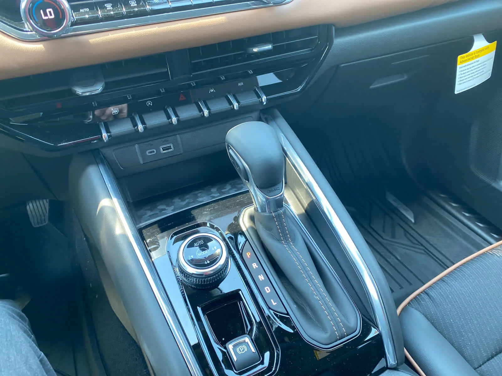 New 2026 Onyx Black GMC AT4 image 17