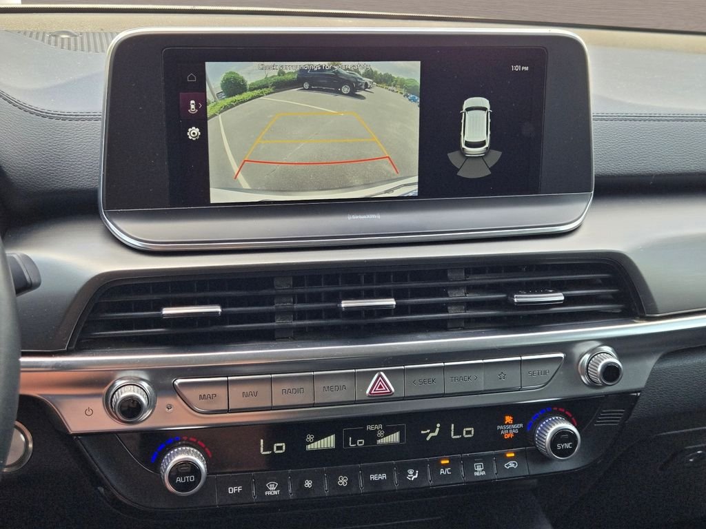 Used 2022 White Kia LX image 28