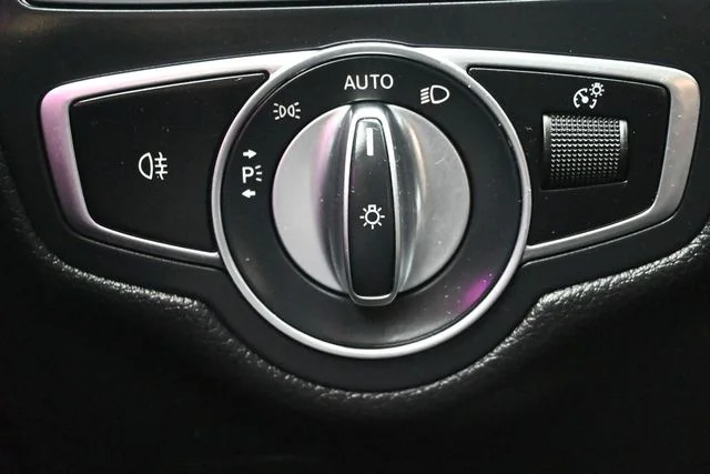 Used 2021 Silver Mercedes-Benz C 300 image 26
