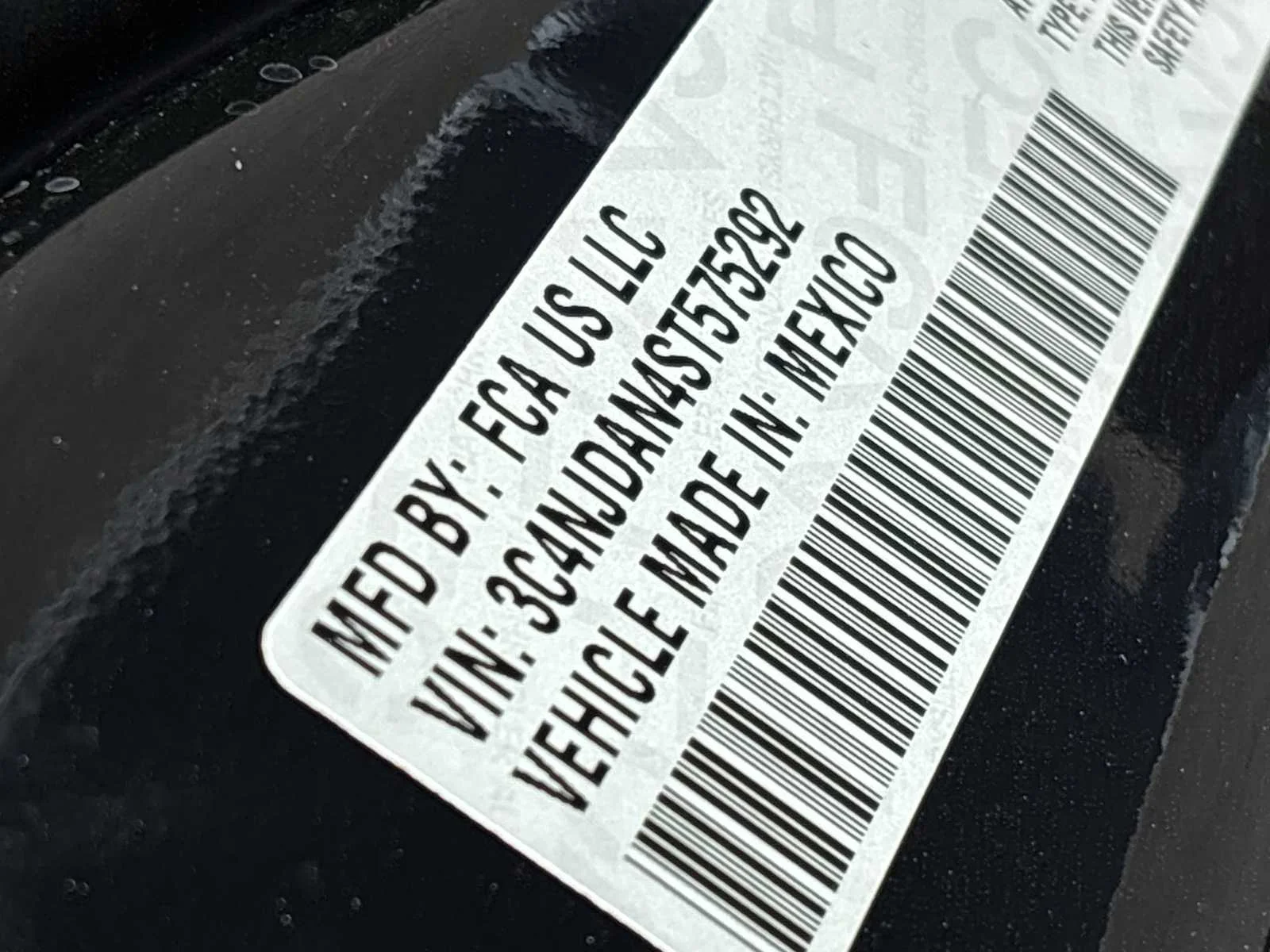 Used 2025 Diamond Black Crystal Pearlcoat Jeep Sport image 24