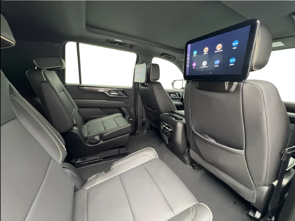 Used 2026 White GMC Elevation image 32